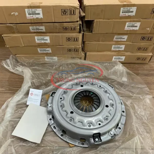 31210-0K281 Mâm Ép Fortuner2018