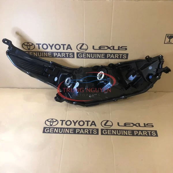 81130 - 0DF30 Đèn Pha Vios 2019