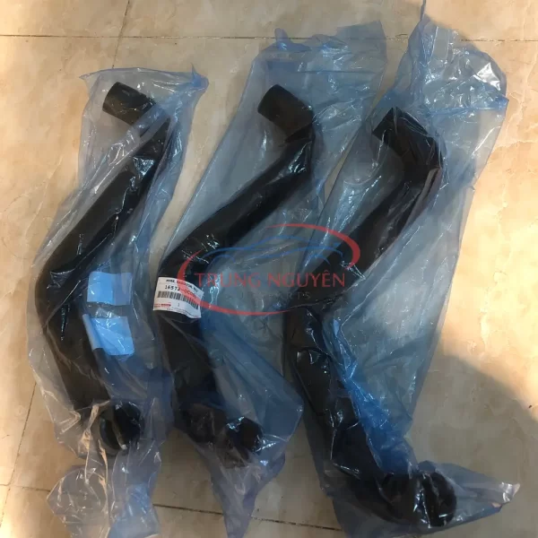 165720-C080 Ống Nước Vào Két Nước Dưới Toyota Innova 2006-2015 - Hình ảnh 2