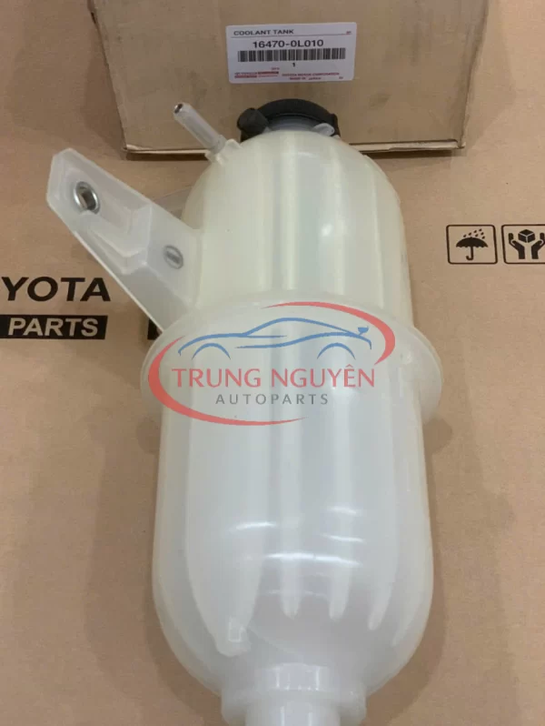 164700L010 - Bình Nước Phụ Toyota Hillux 2009-2010