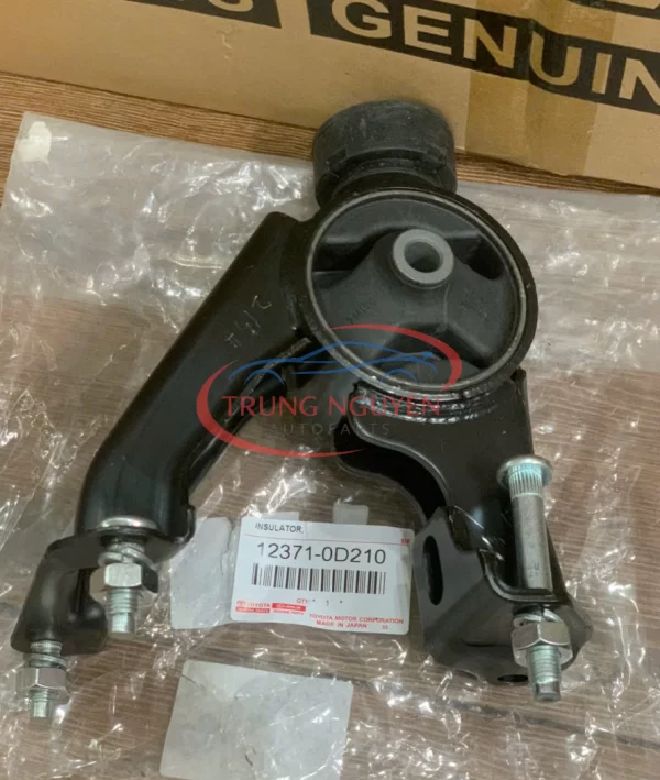 123710D210 - Chân Máy Sau Toyota Altis 2008-2013