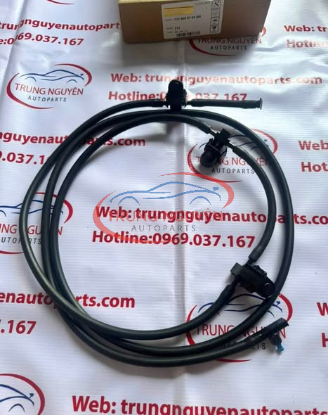 Dây Vòi Phun Nước Rửa Kính 212 860 07 92 - Mercedes-Benz-E300-Sedan-2009