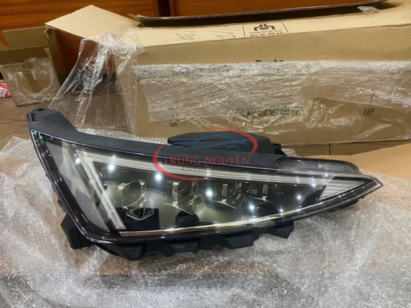 92104F2700 - Đèn Pha Hyundai Elantra 2019 - Hình ảnh 3