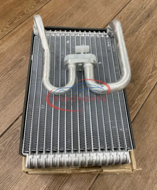 979272B001 - Giàn Lạnh Trong Xe Sau Hyundai Santafe 2006-2008