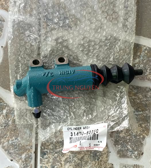 Heo Côn Dưới Toyota Land Cruiser - Mã Phụ Tùng: 31470-60050