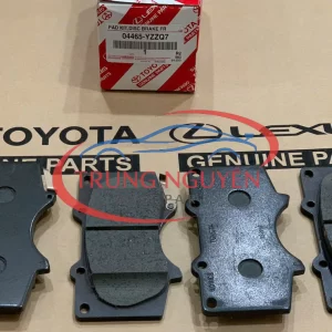 04465-YZZQ7 Má Phanh Trước Fortuner