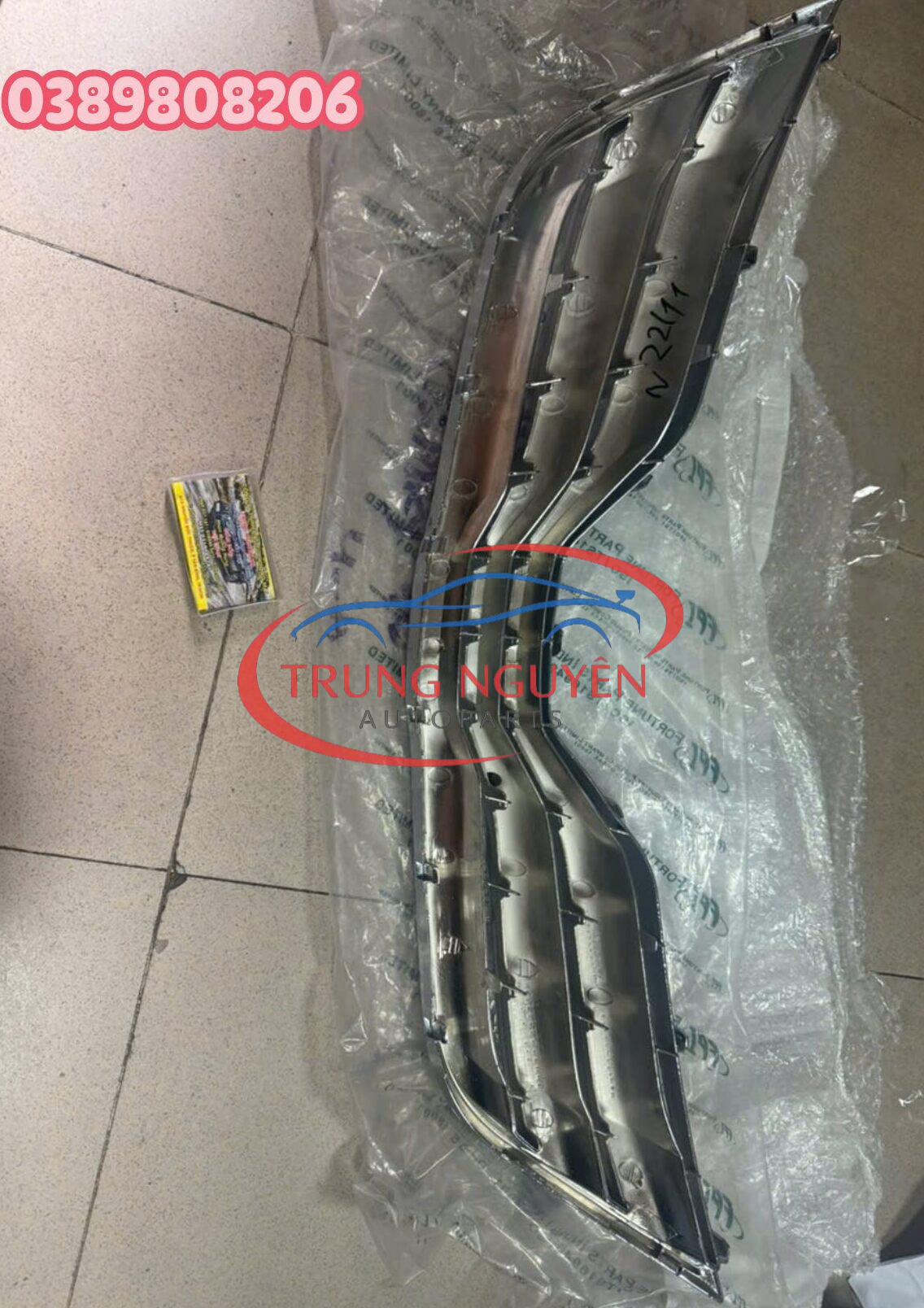 Mặt galang Toyota Camry2010 Le - Hình ảnh 2