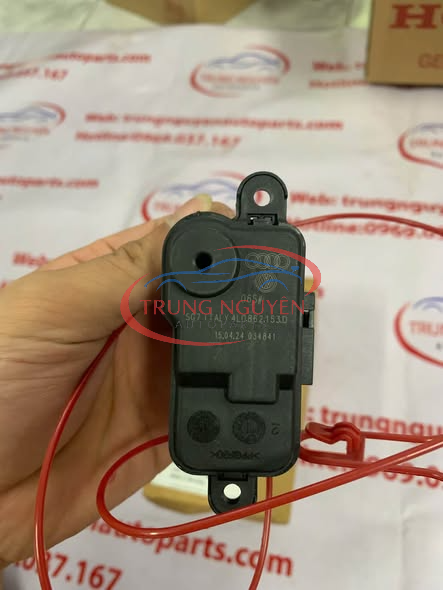 Mô Tơ Khoá Nắp Bình Xăng Audi | Mã 4L0 862 153 D