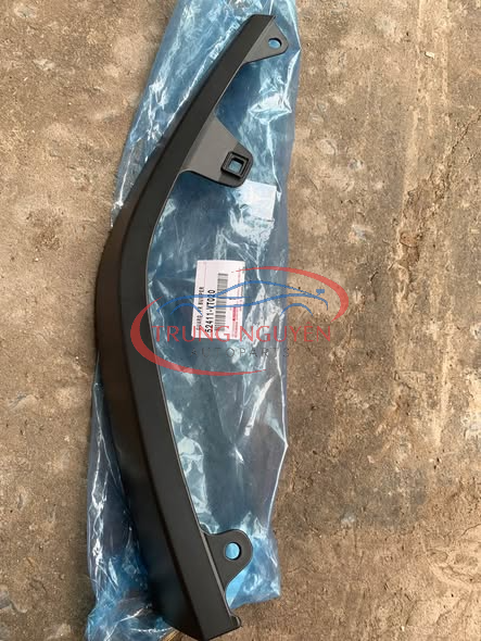 Ốp Dưới Cản Trước Toyota Innova 2023-2025 - Hình ảnh 3