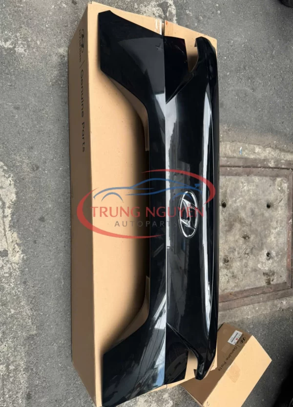 87370I7000 - Ốp Nhựa Cốp Sau Hyundai Creta 2022-2024