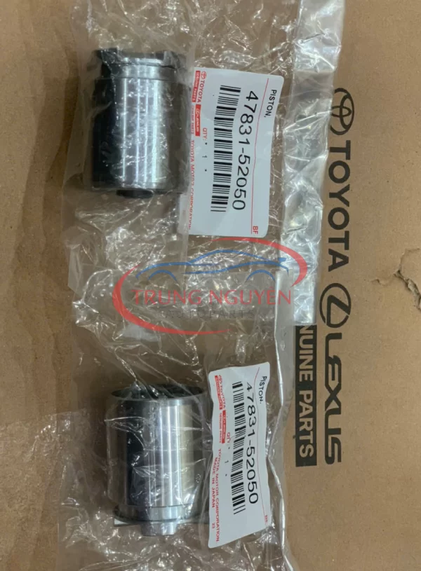 4783152050 - Piston Phanh Sau Toyota Corolla Altis 2010-2013