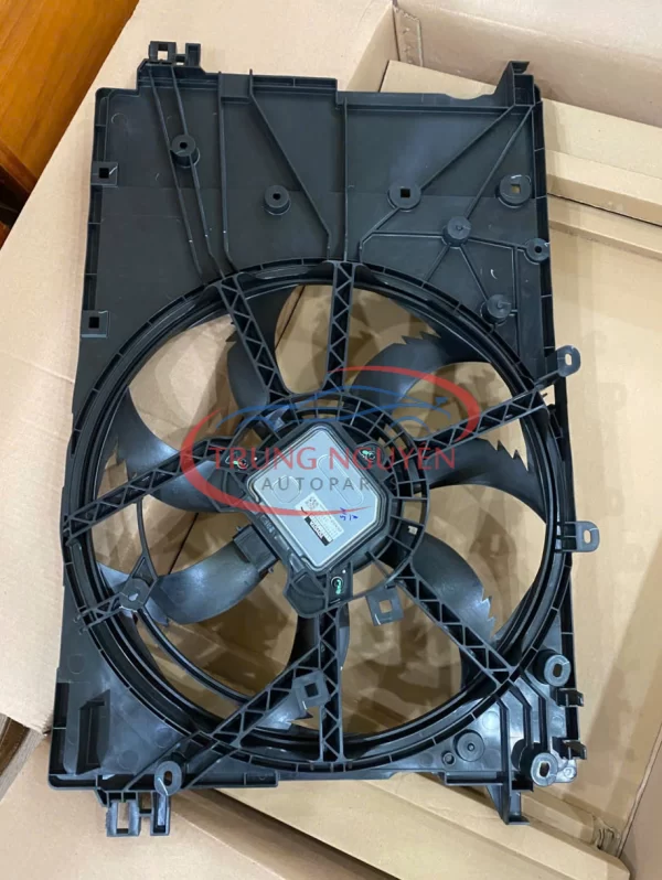 16360VT020 - Quạt , Có Động Cơ Toyota Assy